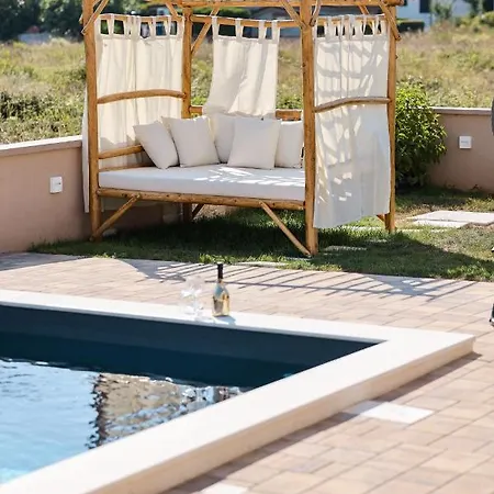 Cicibella * Privlaka (Zadar)